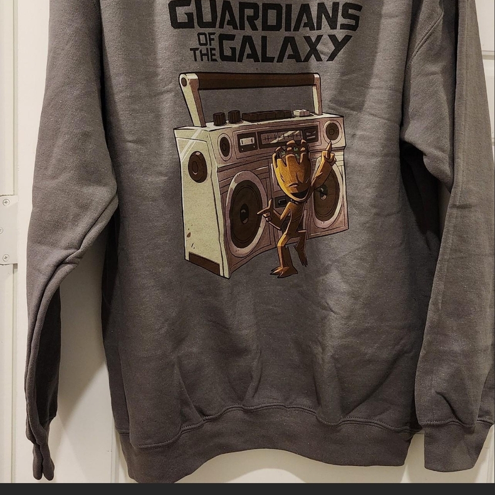 Men's Gray Sweater